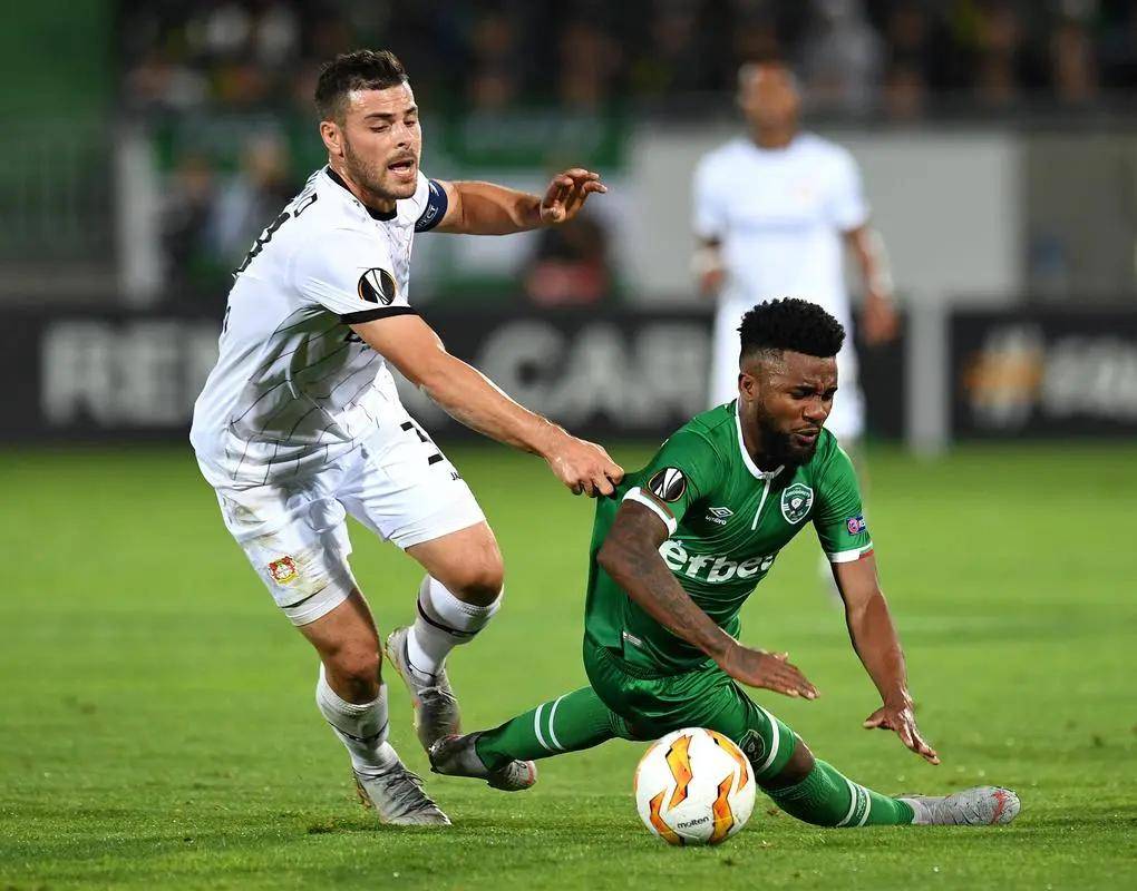 体育巴黎奥运会：历史首金 邓雅文女子自由式小轮车公园赛夺冠